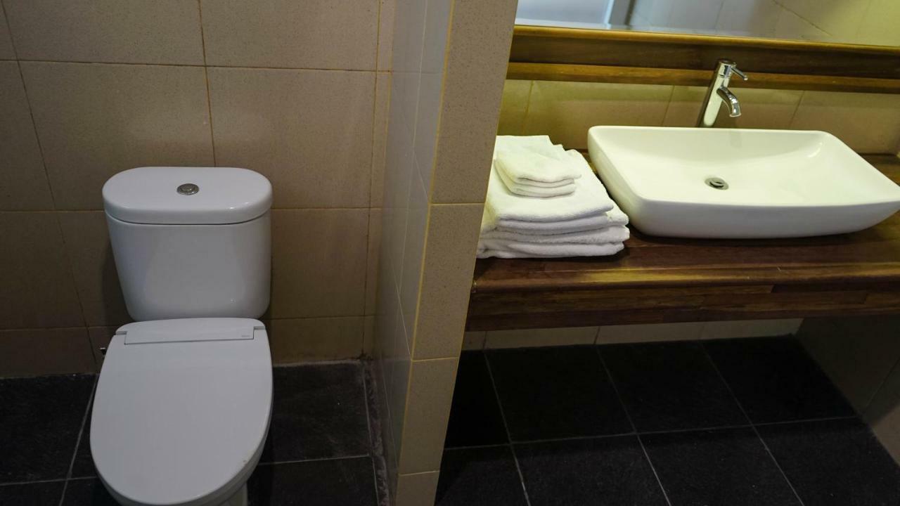ג'פארה Seaview Beach Resort מראה חיצוני תמונה